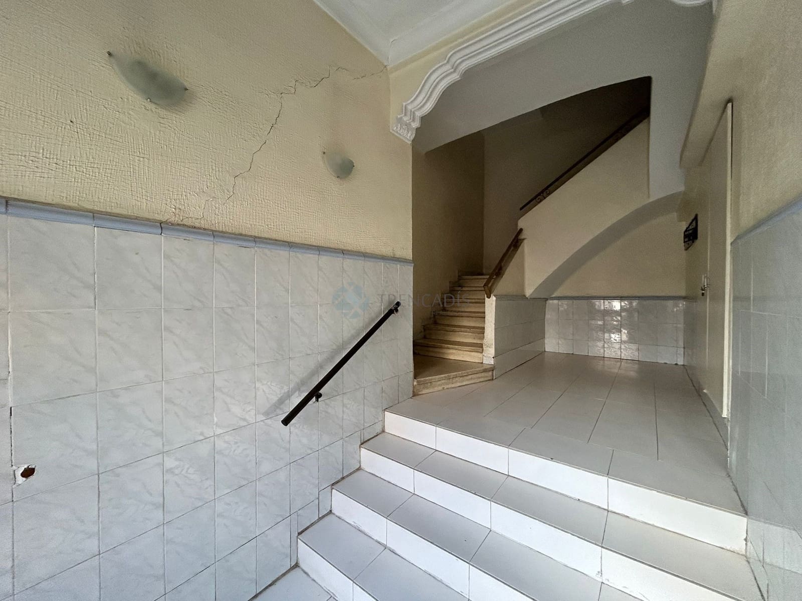 5 slaapkamer Appartement te koop in Benetusser - € 178.000 (Ref: 9592295)