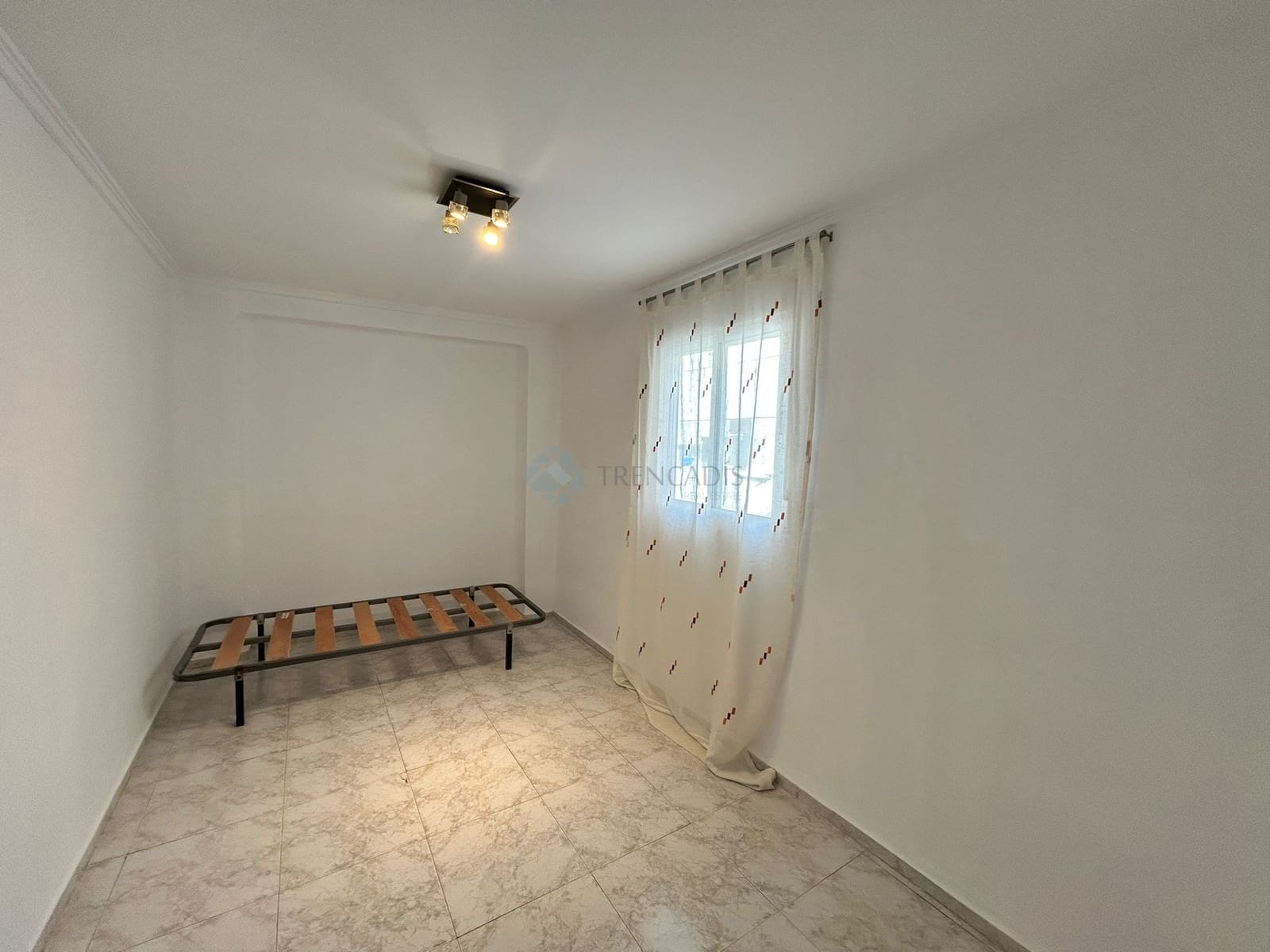 5 slaapkamer Appartement te koop in Benetusser - € 178.000 (Ref: 9592295)