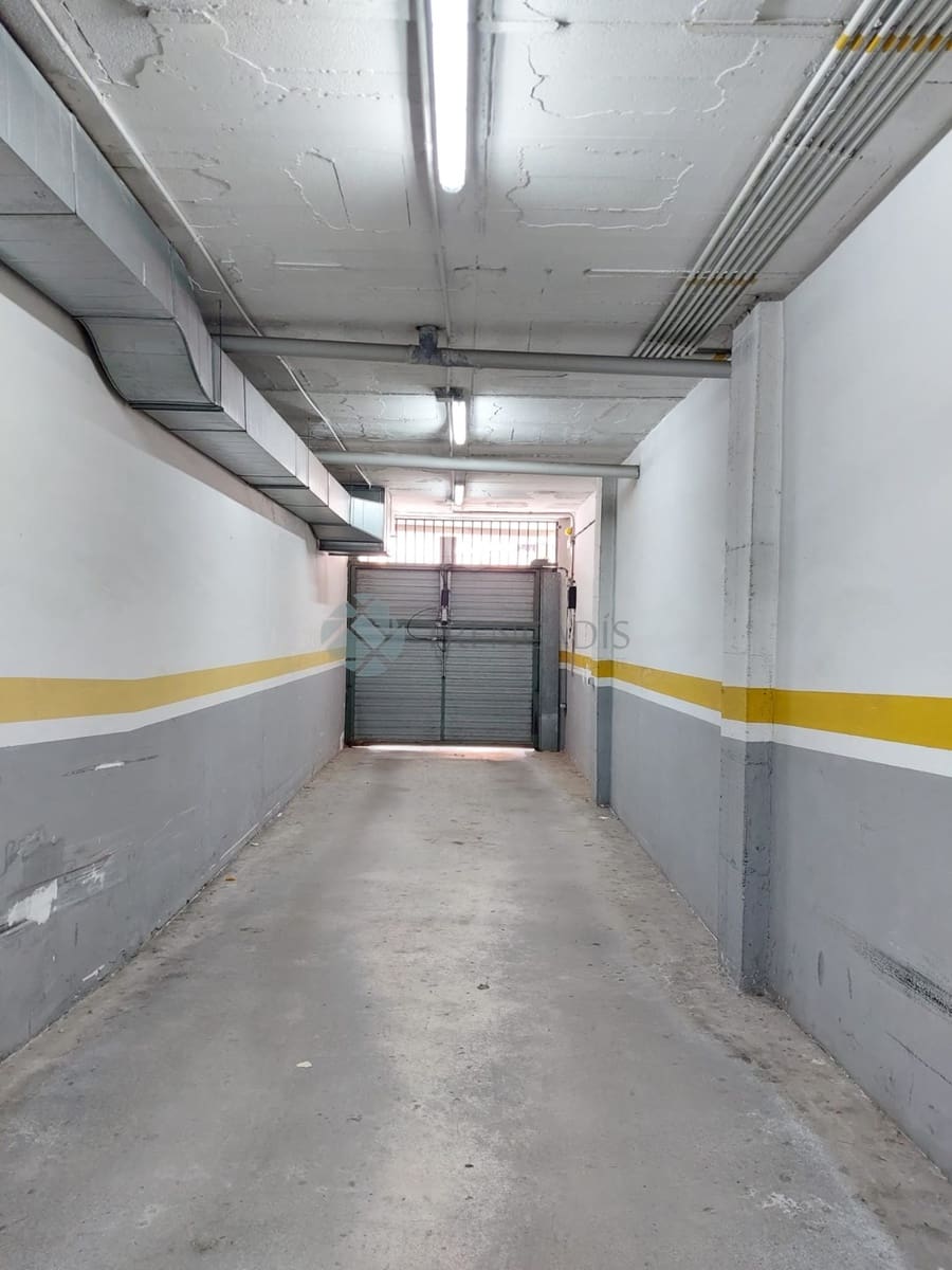 5 bedroom Penthouse for sale in Les Franqueses del Valles with garage - € 279,000 (Ref: 9592297)