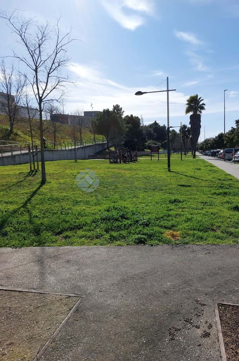 5 bedroom Penthouse for sale in Les Franqueses del Valles with garage - € 279,000 (Ref: 9592297)