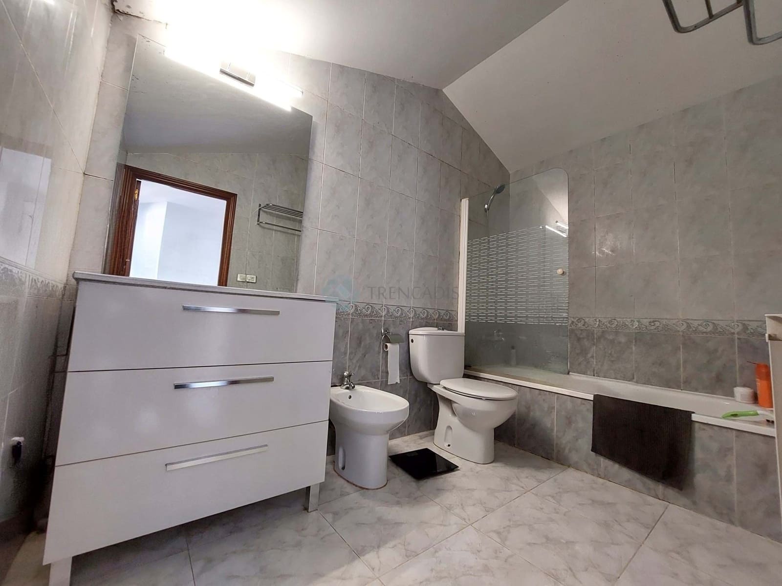 5 bedroom Penthouse for sale in Les Franqueses del Valles with garage - € 279,000 (Ref: 9592297)