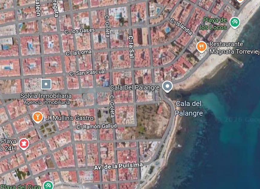 Kaupallinen myytävänä paikassa Torrevieja - 100 000 € (Ref: 9593180)