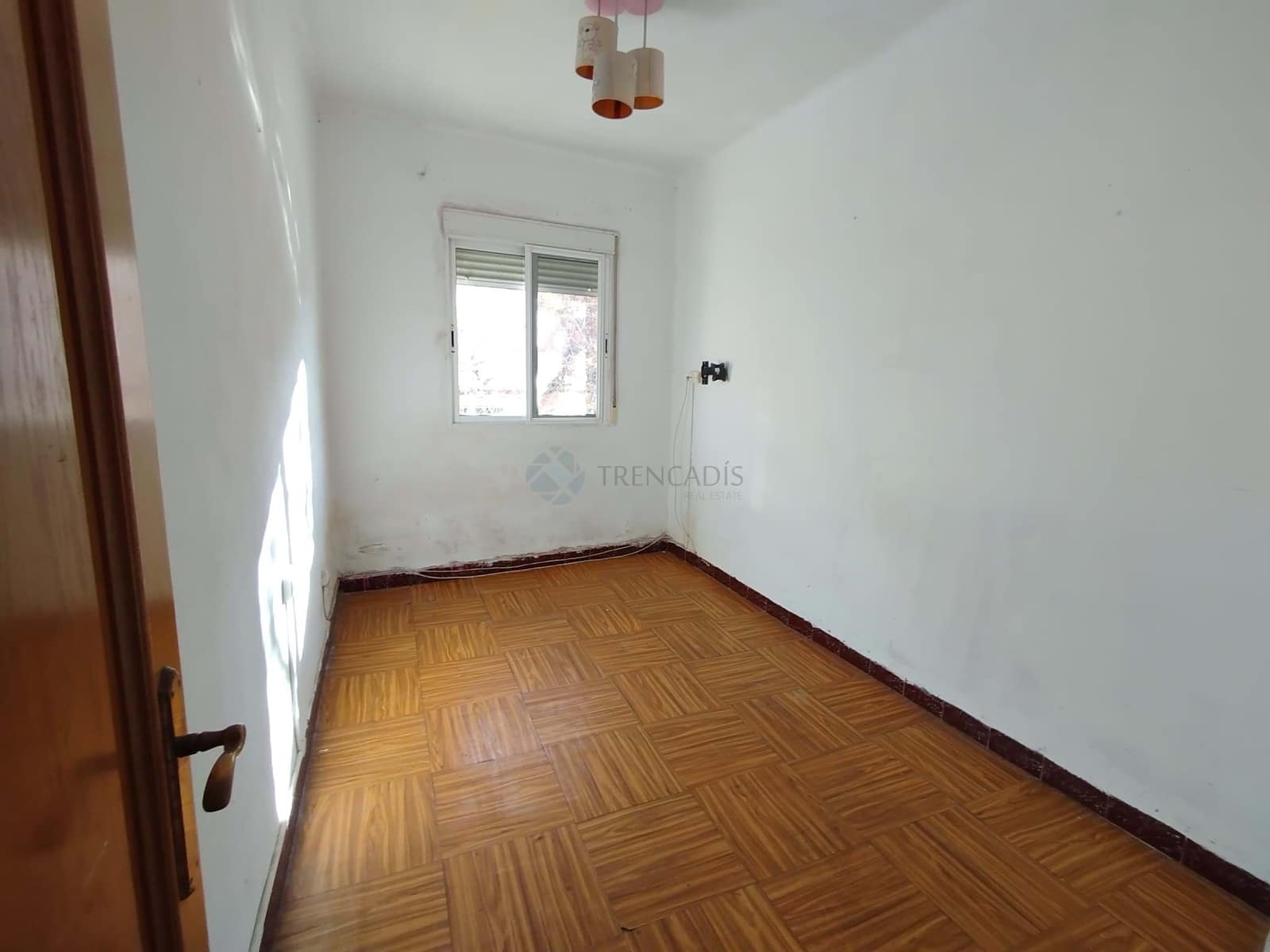 3 Zimmer Apartment zu verkaufen in Valencia Stadt - 150.000 € (Ref: 9593278)