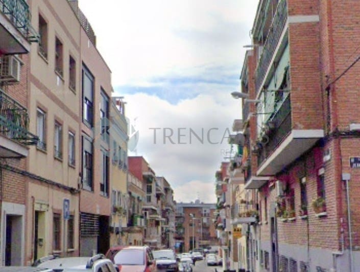 3 bedroom Apartment for sale in Madrid city - € 201,000 (Ref: 9596470)