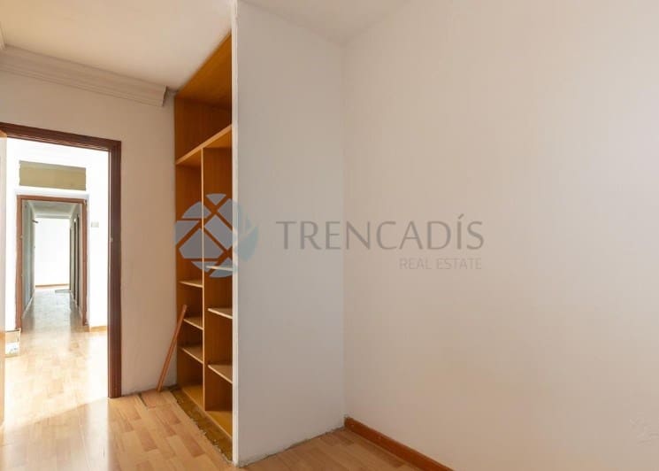 3 makuuhuone Huoneisto myytävänä paikassa Madrid kaupunki - 350 000 € (Ref: 9596471)