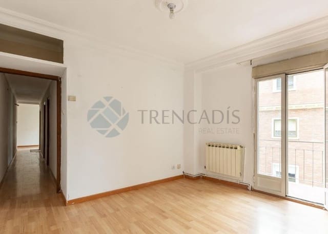 3 makuuhuone Huoneisto myytävänä paikassa Madrid kaupunki - 350 000 € (Ref: 9596471)