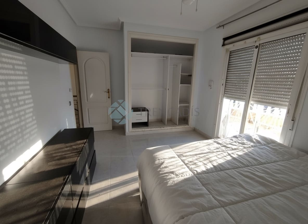 Adosado de 3 habitaciones en Benijófar en venta - 199.000 € (Ref: 9610018)