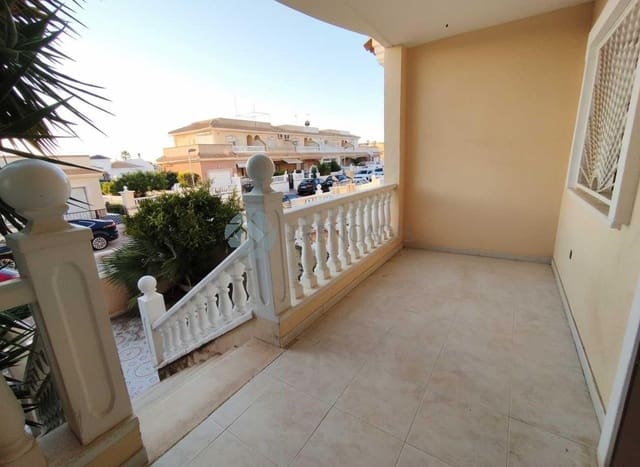 3 quarto Moradia em Banda para venda em Benijófar - 199 000 € (Ref: 9610018)