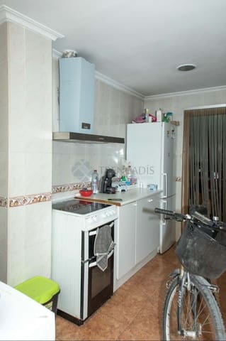 2 soverom Kommersiell til salgs i Valencia by - € 175 000 (Ref: 9613114)