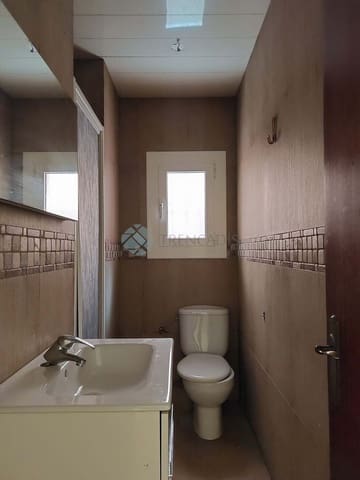 3 soverom Leilighet til salgs i Barcelona by - € 180 000 (Ref: 9614262)