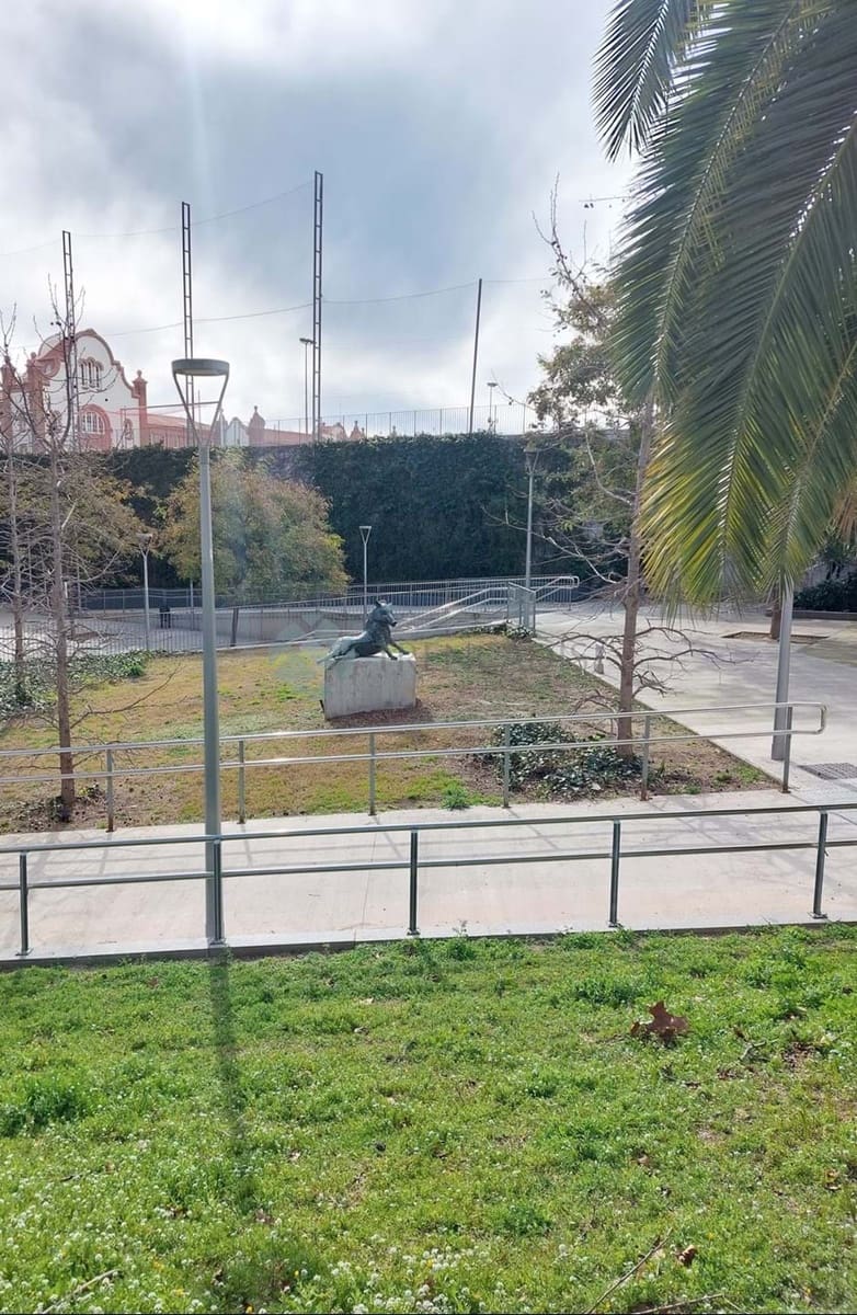 3 soverom Leilighet til salgs i Barcelona by - € 180 000 (Ref: 9614262)