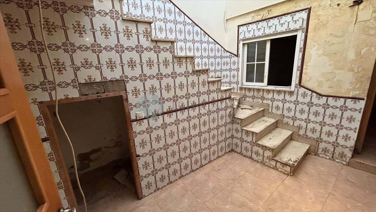 3 bedroom Terraced Villa for sale in La Vall d'Uixo - € 99,000 (Ref: 9617142)