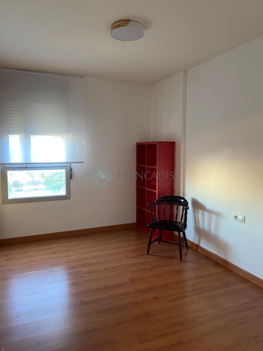 3 bedroom Apartment for sale in Valencia city with garage - € 360,000 (Ref: 9618745)