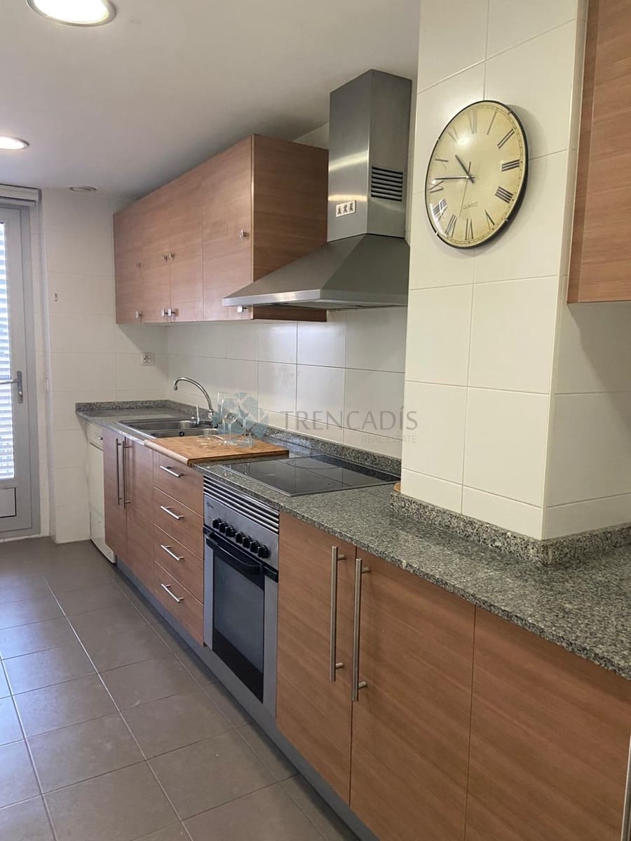 3 bedroom Apartment for sale in Valencia city with garage - € 360,000 (Ref: 9618745)