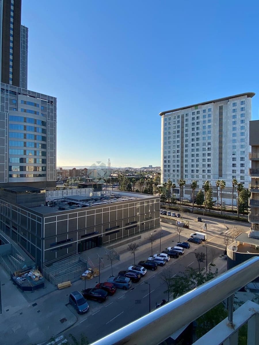 3 bedroom Apartment for sale in Valencia city with garage - € 360,000 (Ref: 9618745)