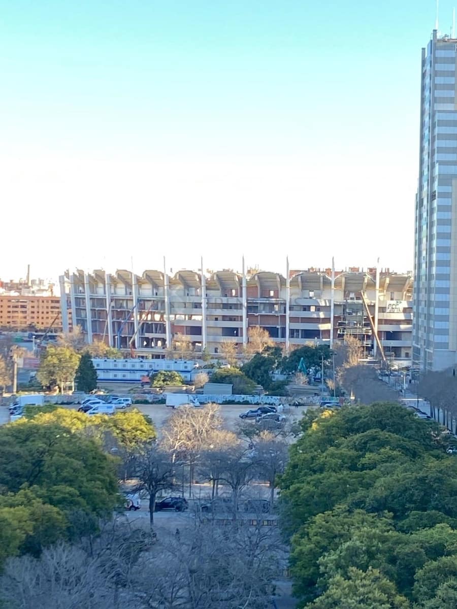 3 bedroom Apartment for sale in Valencia city with garage - € 360,000 (Ref: 9618745)