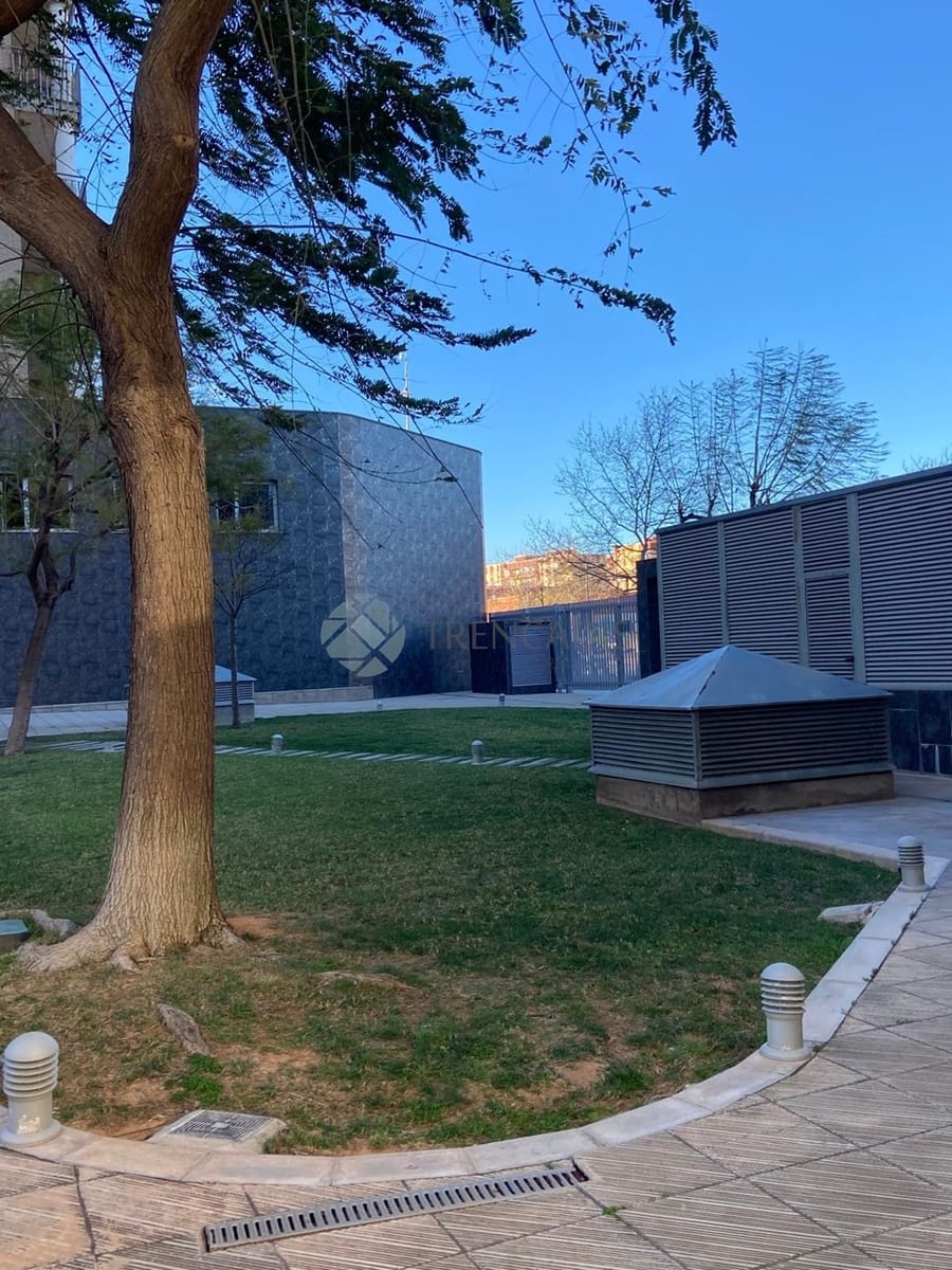 3 bedroom Apartment for sale in Valencia city with garage - € 360,000 (Ref: 9618745)