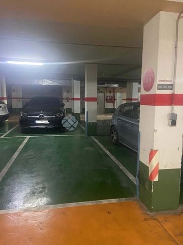 Autotalli myytävänä paikassa Valencia kaupunki - 32 000 € (Ref: 9632708)