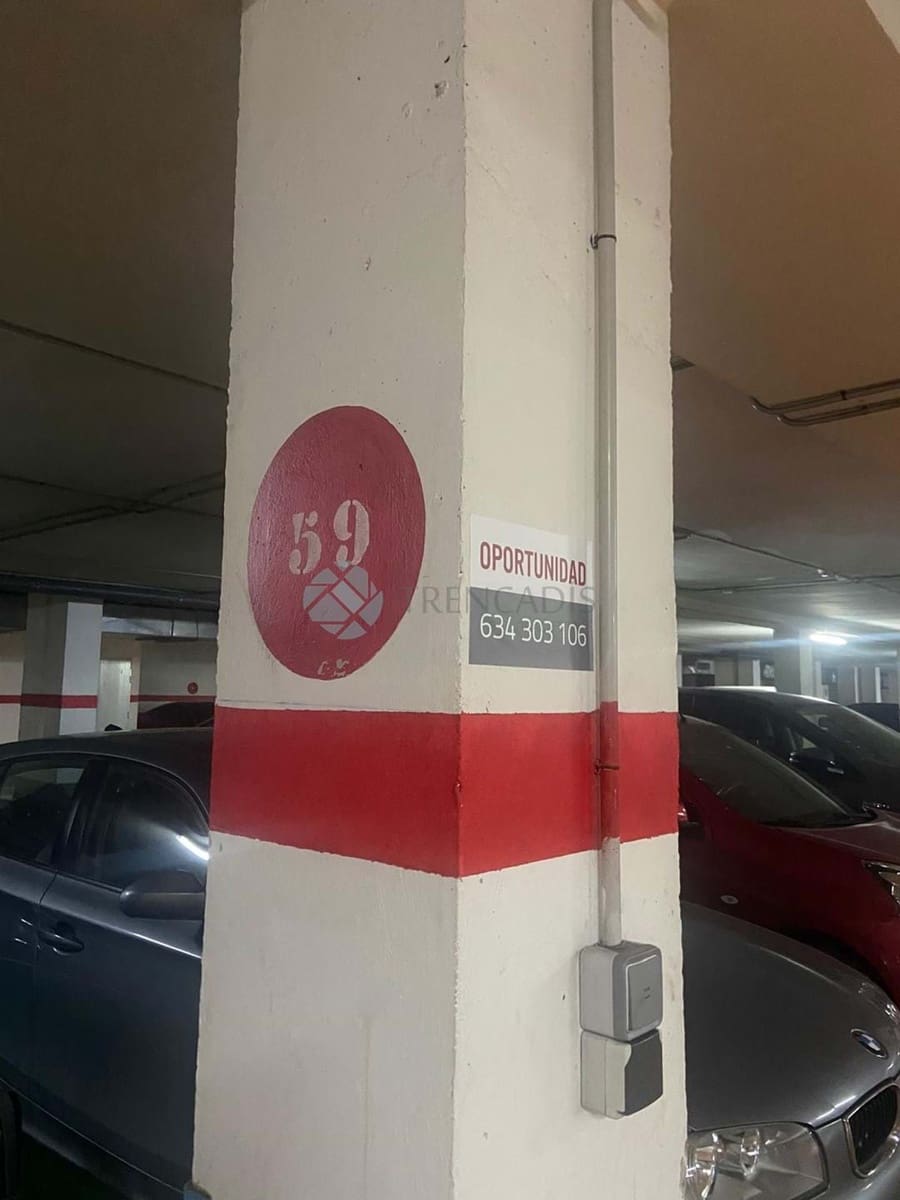 Garasje til salgs i Valencia by - € 32 000 (Ref: 9632708)