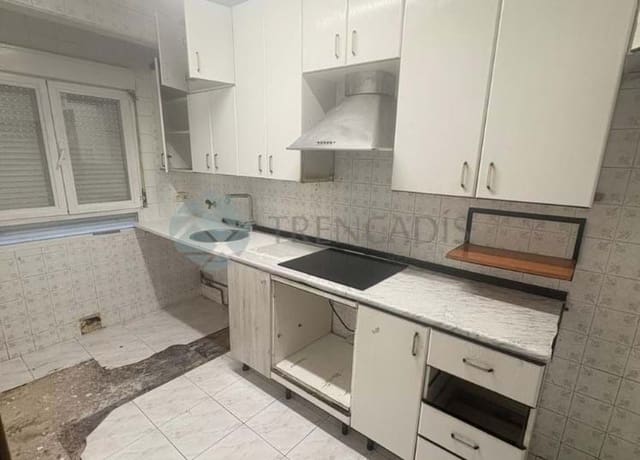 3 makuuhuone Huoneisto myytävänä paikassa San Sebastián de los Reyes - 279 000 € (Ref: 9640440)