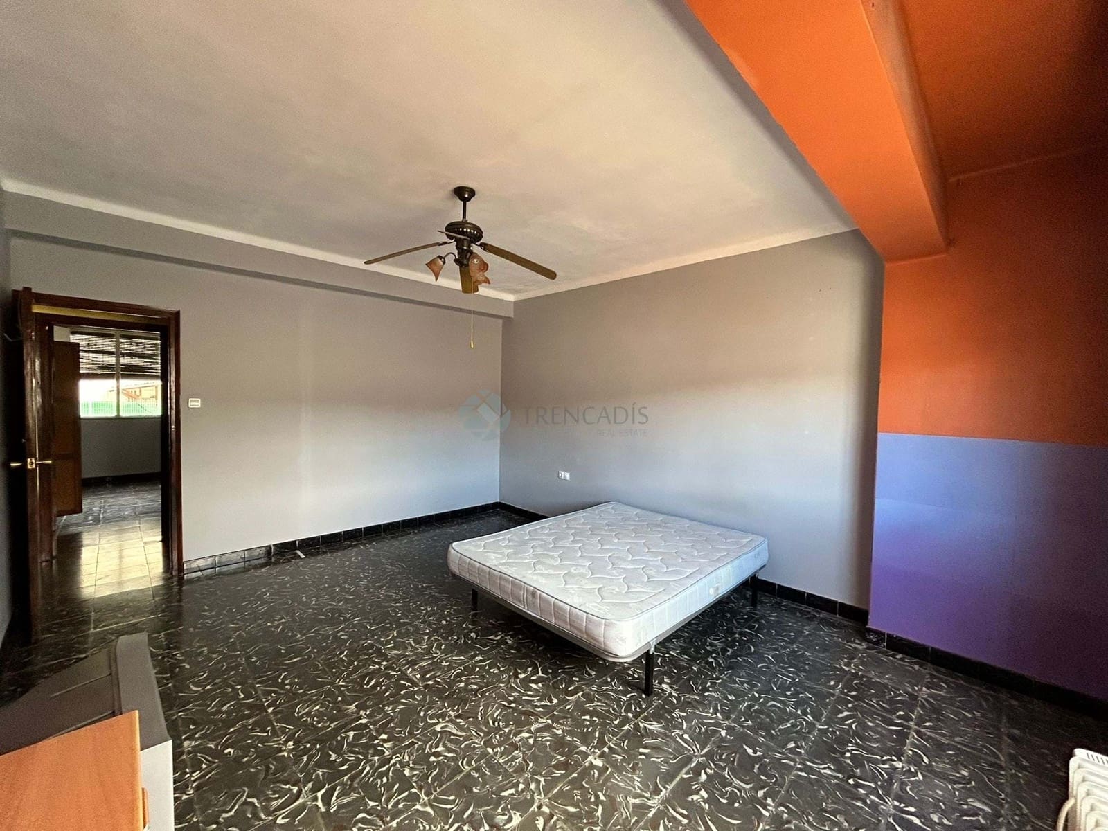 3 makuuhuone Huoneisto myytävänä paikassa Aielo de Malferit - 95 000 € (Ref: 9646295)