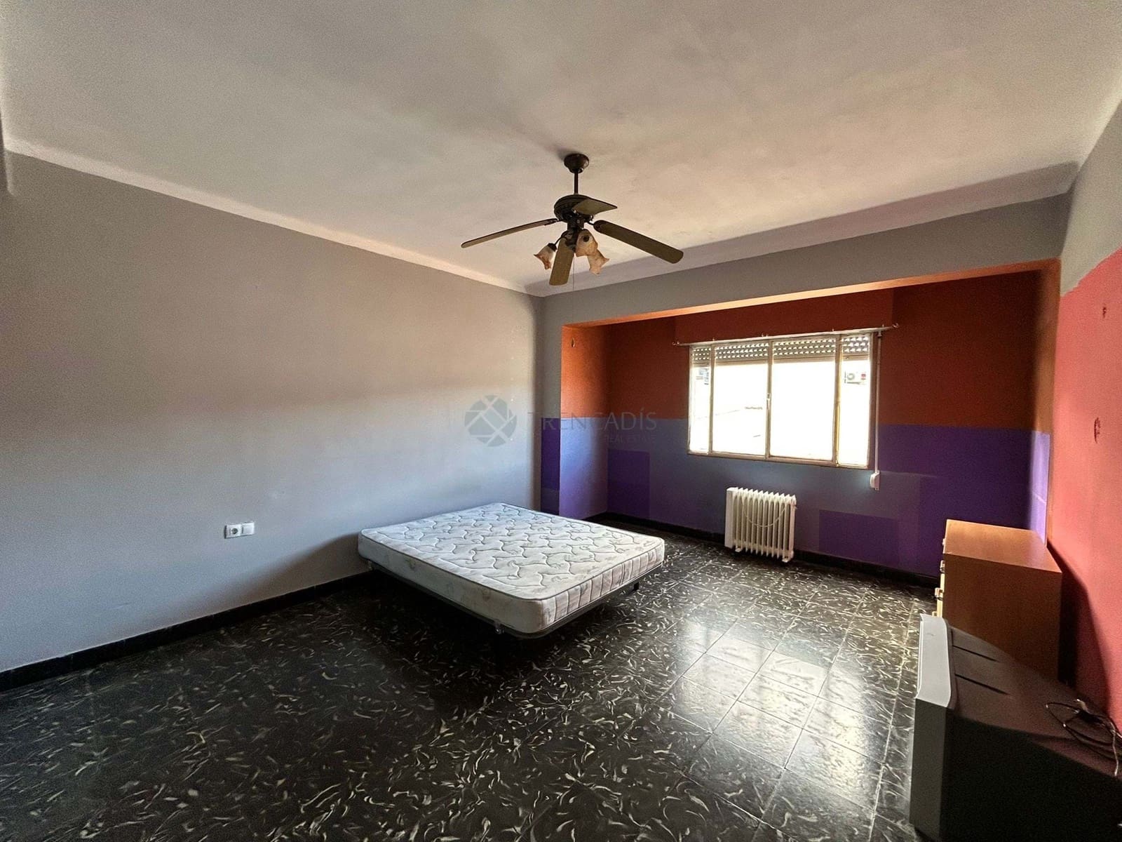 3 makuuhuone Huoneisto myytävänä paikassa Aielo de Malferit - 95 000 € (Ref: 9646295)