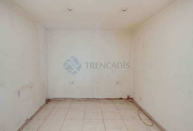 2 soverom Leilighet til salgs i Terrassa - € 99 000 (Ref: 9656373)