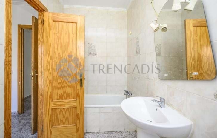 Casa de 3 habitaciones en Ugena en venta - 250.000 € (Ref: 9665446)