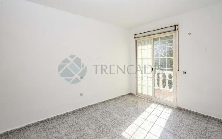 Casa de 3 habitaciones en Ugena en venta - 250.000 € (Ref: 9665446)