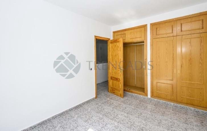 Casa de 3 habitaciones en Ugena en venta - 250.000 € (Ref: 9665446)