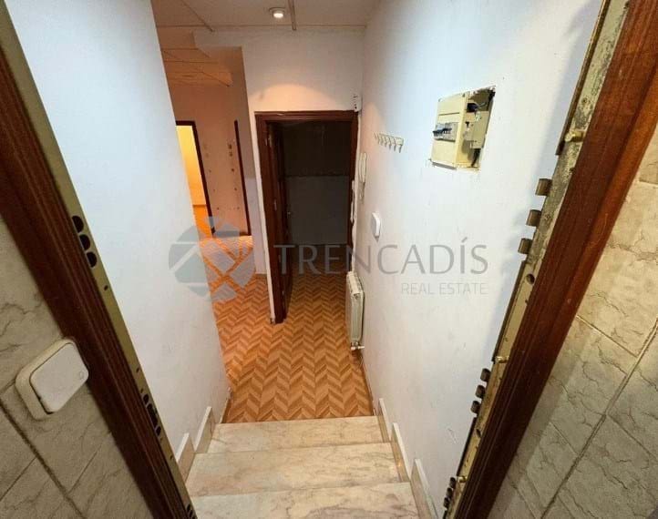 Local Comercial de 3 habitaciones en Madrid ciudad en venta - 125.000 € (Ref: 9713572)