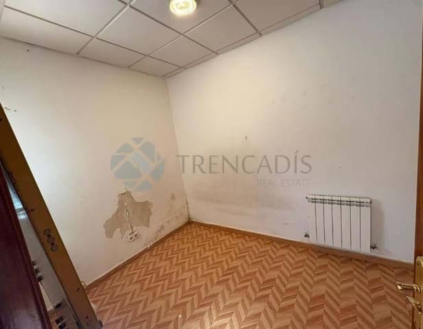 3 bedroom Commercial for sale in Madrid city - € 125,000 (Ref: 9713572)
