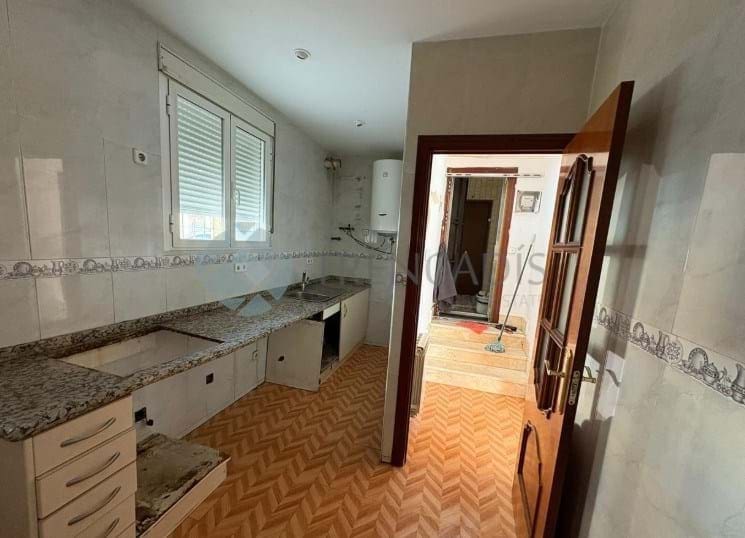 Local Comercial de 3 habitaciones en Madrid ciudad en venta - 125.000 € (Ref: 9713572)