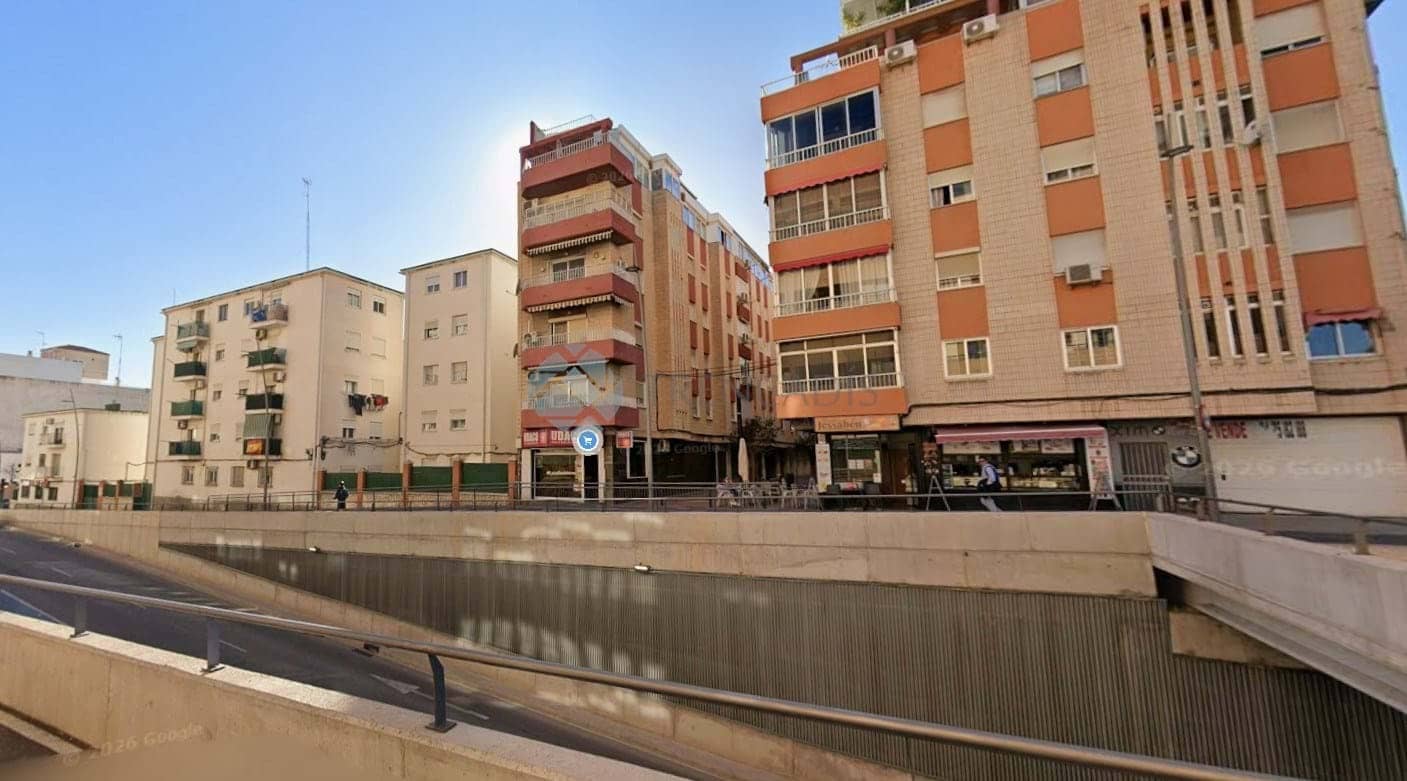 3 bedroom Apartment for sale in Benidorm - € 139,000 (Ref: 9720352)