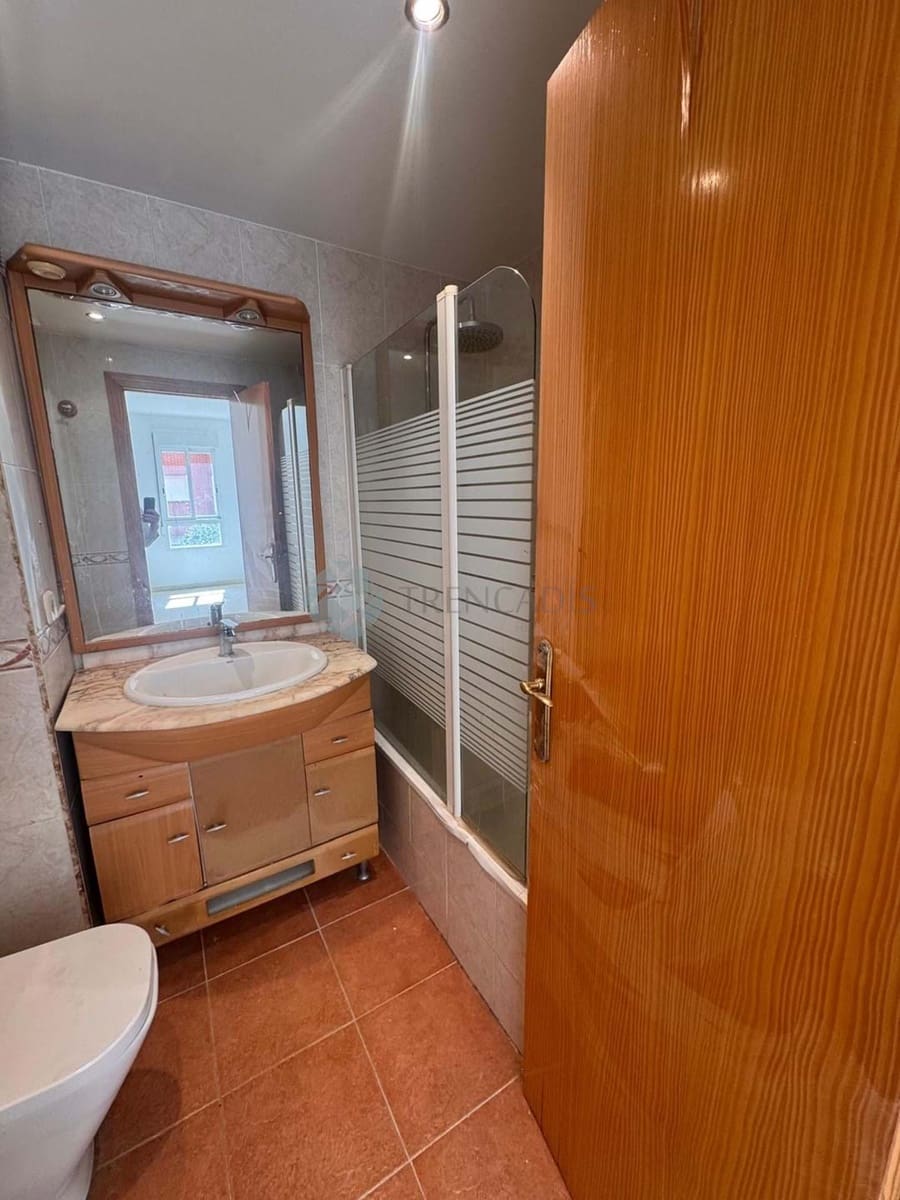 4 bedroom Apartment for sale in Silla with garage - € 199,000 (Ref: 9739161)