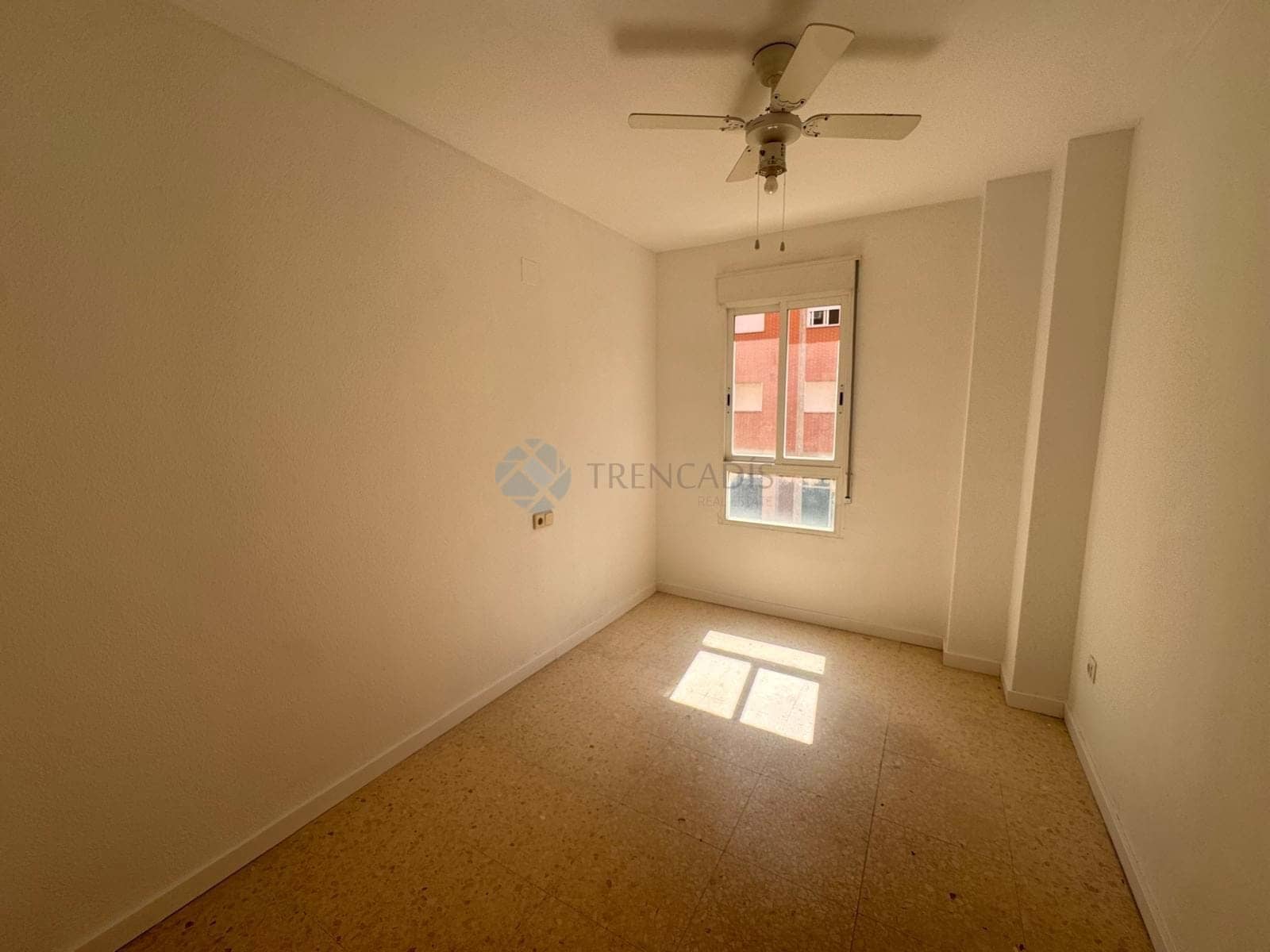 4 bedroom Apartment for sale in Silla with garage - € 199,000 (Ref: 9739161)