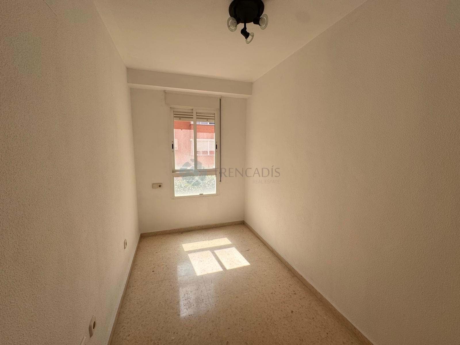4 bedroom Apartment for sale in Silla with garage - € 199,000 (Ref: 9739161)