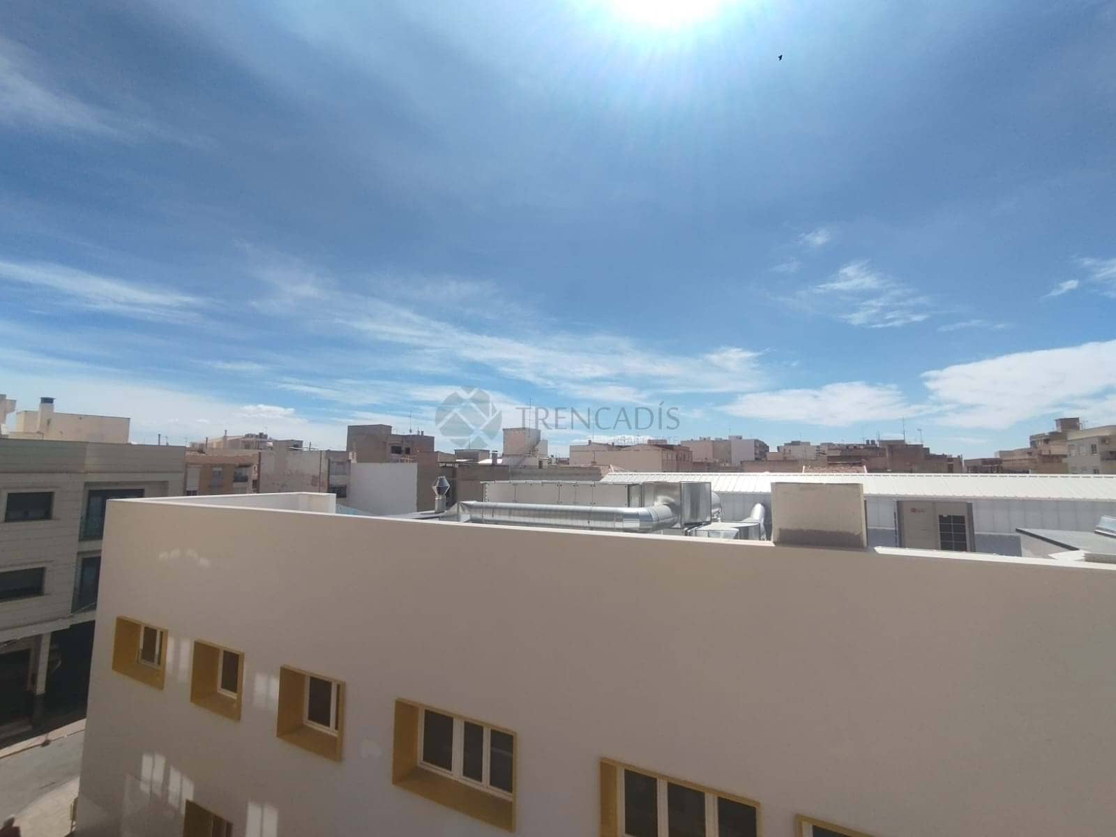 4 bedroom Apartment for sale in Novelda - € 85,000 (Ref: 9739303)