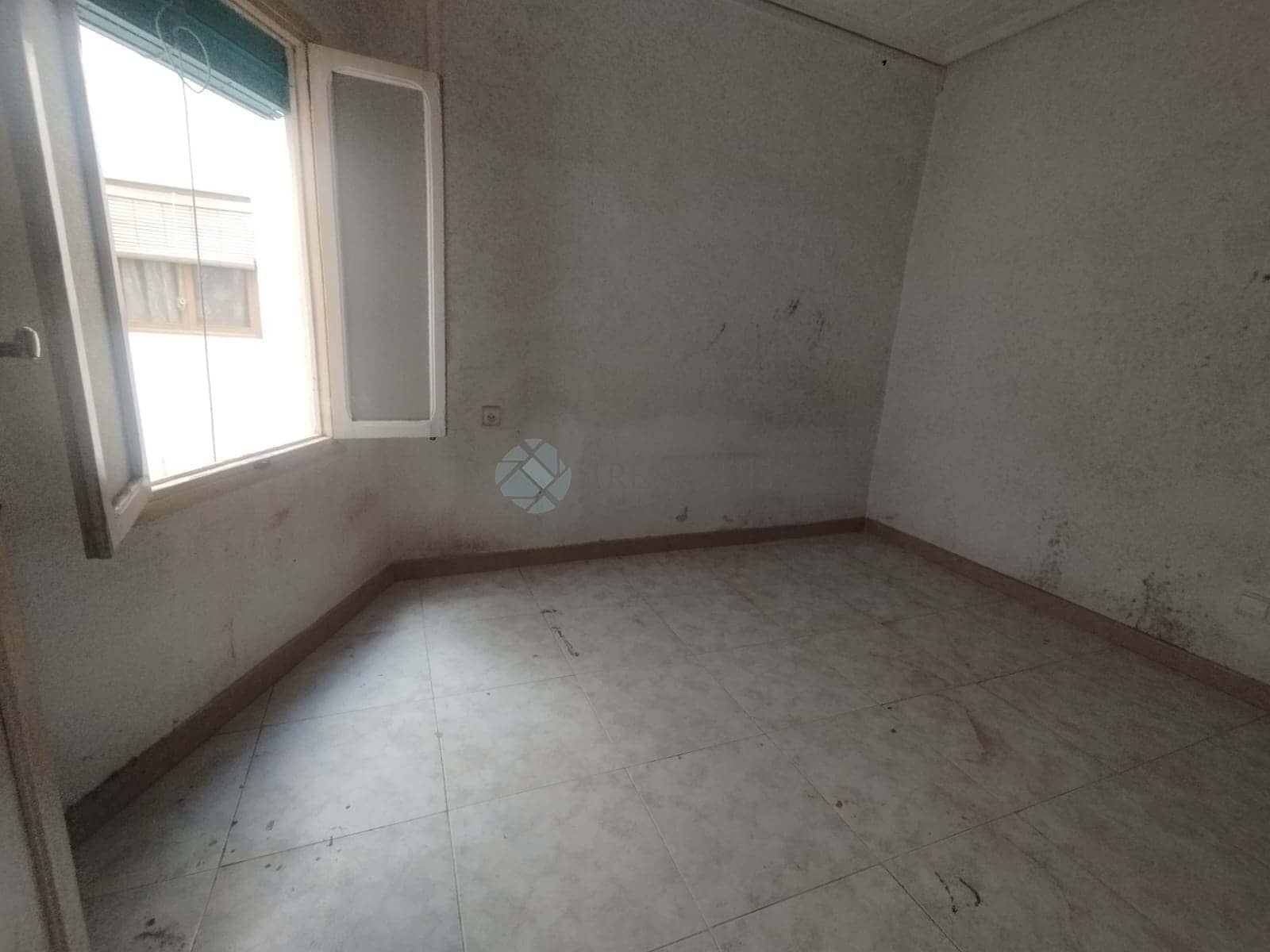 4 bedroom Apartment for sale in Novelda - € 85,000 (Ref: 9739303)