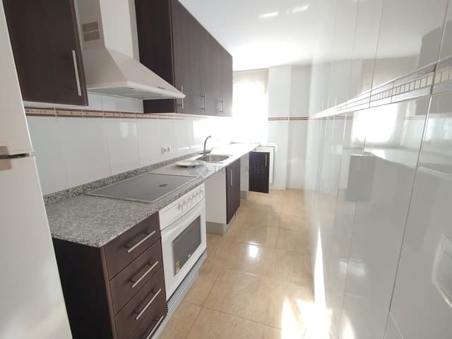 4 bedroom Apartment for sale in Altura with garage - € 140,000 (Ref: 9772476)