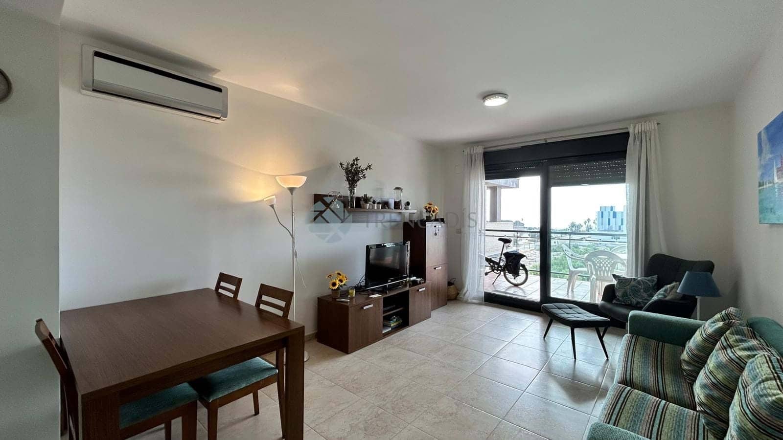 1 bedroom Apartment for sale in Torreblanca with pool - € 159,000 (Ref: 9777281)