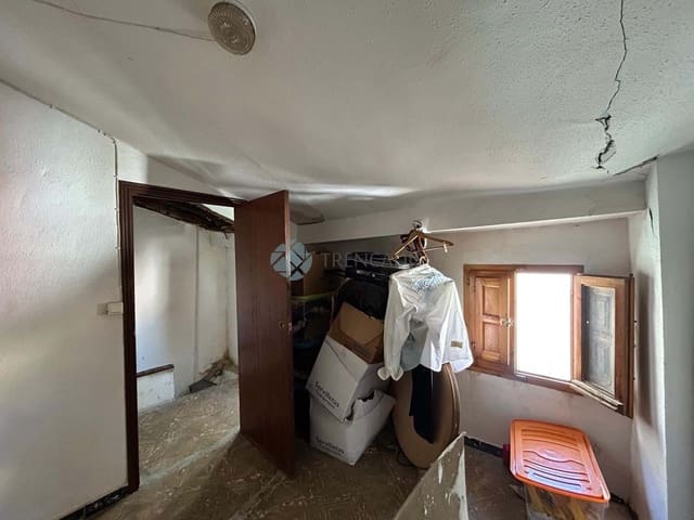 3 sypialnia Dom szeregowy na sprzedaż w Ontinyent - 40 000 € (Ref: 9802894)