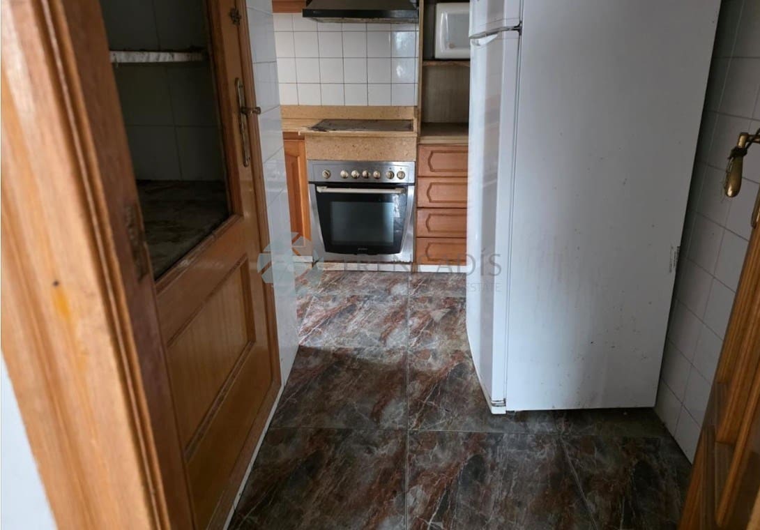 3 slaapkamer Appartement te koop in Manuel - € 69.000 (Ref: 9832061)