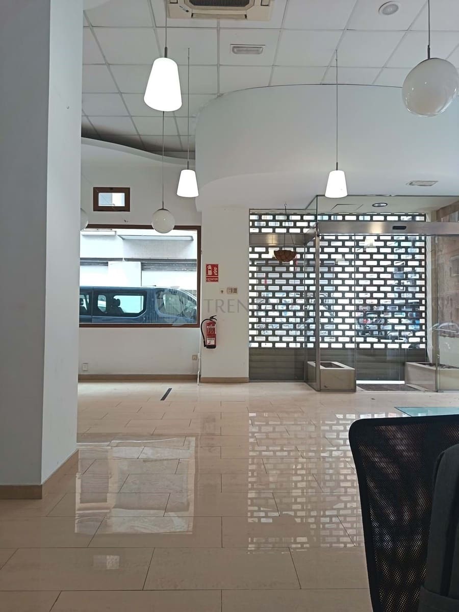 Local Commercial à vendre à Valence ville - 545 000 € (Ref: 9860884)