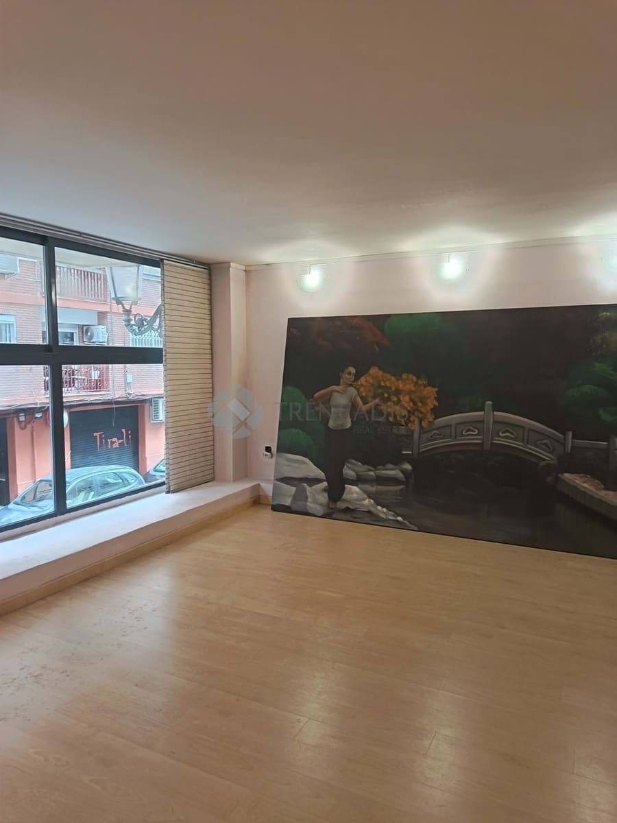 Local Commercial à vendre à Valence ville - 545 000 € (Ref: 9860884)