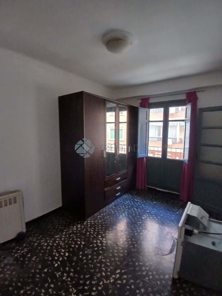 2 bedroom Apartment for sale in Valencia city - € 142,000 (Ref: 9861221)