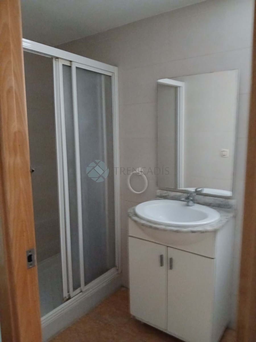 2 bedroom Apartment for sale in Valencia city - € 142,000 (Ref: 9861221)