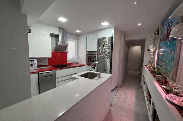 2 soveværelse Lejlighed til salg i Valencia by - € 265.000 (Ref: 9862379)