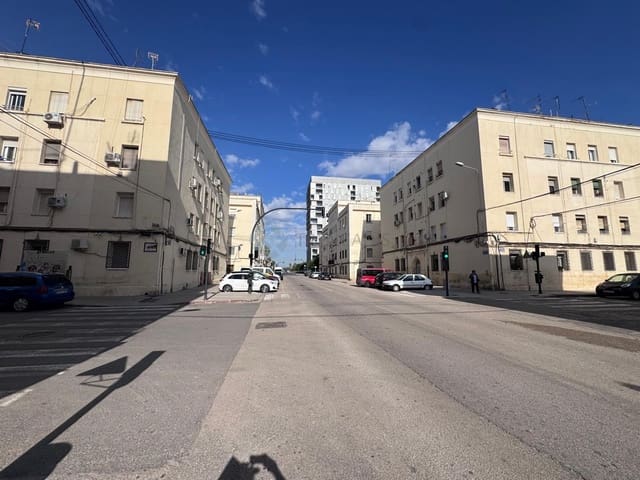 Local Commercial à vendre à Valence ville - 75 000 € (Ref: 9863878)