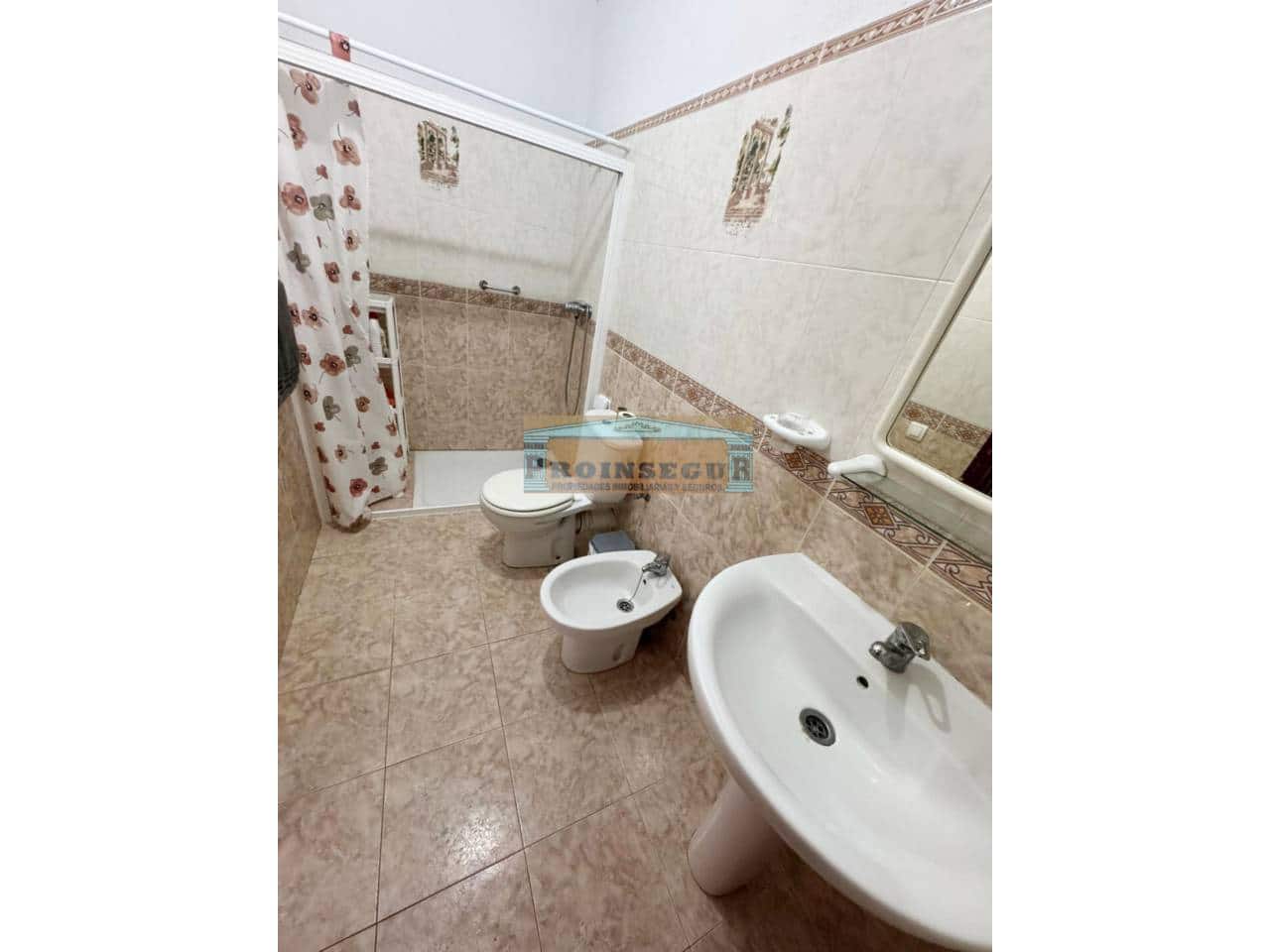 Casa de 6 habitaciones en Cártama en venta - 296.900 € (Ref: 9446871)